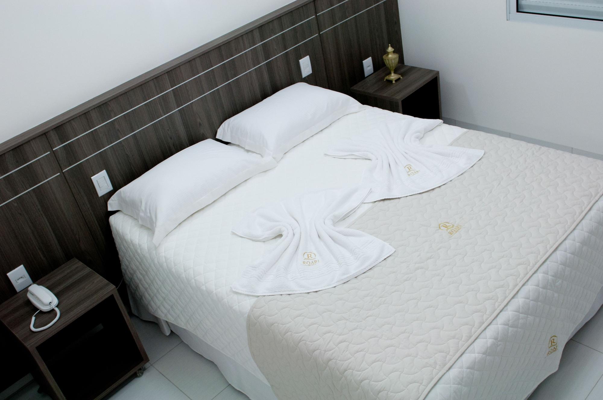 Hotel Roari 쿠이아바 외부 사진